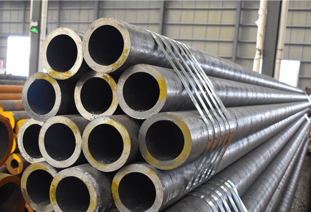 継ぎ目が無い鋼管ASTM A53 DN600の炭素鋼の管継ぎ目が無い鋼管