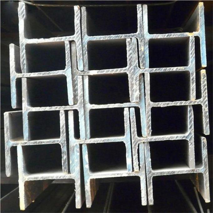 鉄骨フレームの重大な貯蔵問題を克服するために主流の鋳造物を助けるプレハブの鉄骨構造の建築プロジェクト