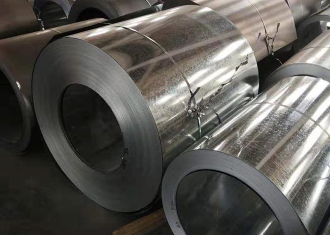中国の工場によって冷間圧延されたGIのコイル亜鉛は鋼鉄熱い浸された電流を通された鋼鉄コイルに塗った
