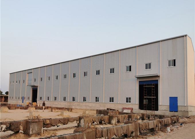 軽い鉄骨構造を造る新しい設計現代鉄骨構造は倉庫のための建物を組立て式に作った